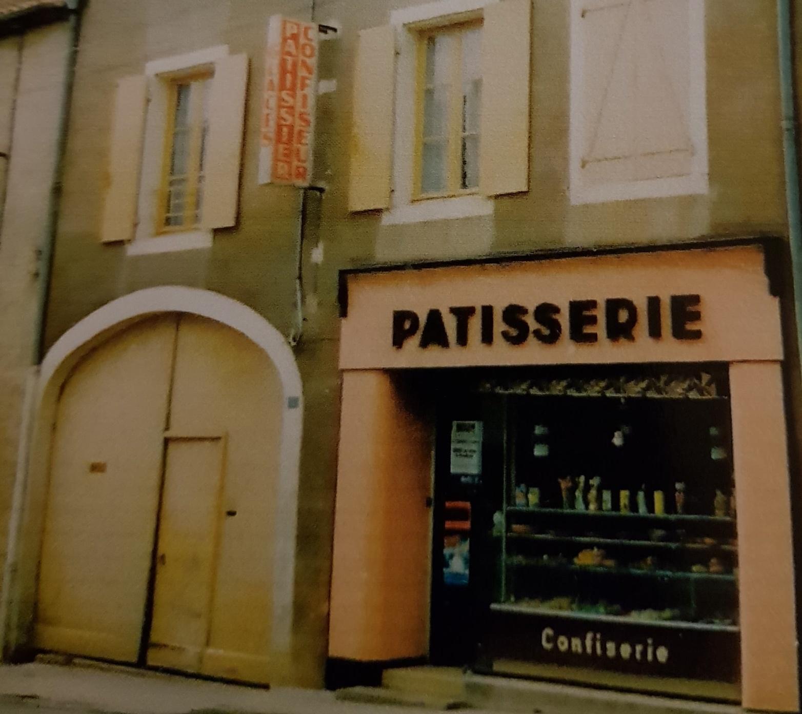 Devanture magasin pâtisserie Lezay devanture magasin